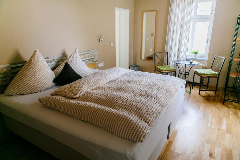 Landhotel Airport-Inn Lautzenhausen Eksteriør bilde